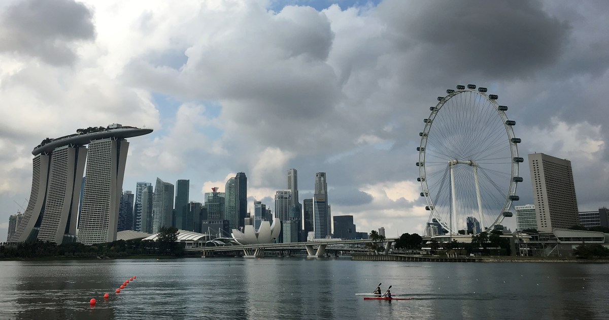 Singapore's Economic Growth Surpasses Forecasts Amid Global Uncertainties